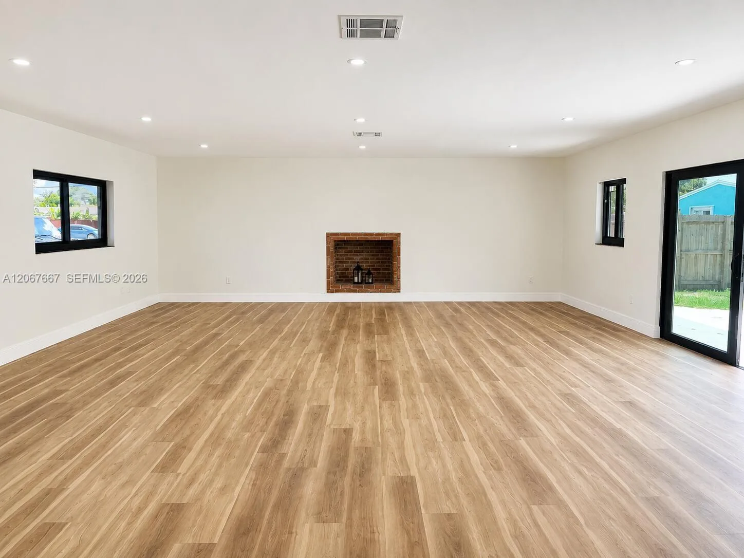 3431 NE 8th Ave, Oakland Park, FL 33334 photo 12