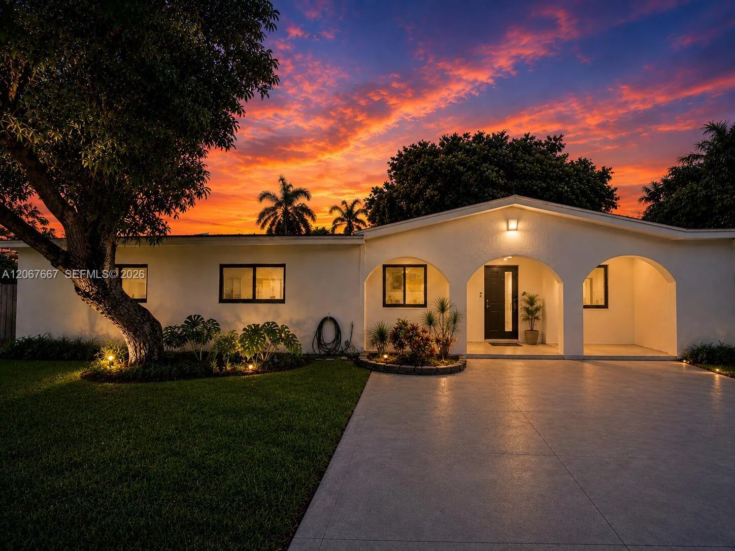 3431 NE 8th Ave, Oakland Park, FL 33334 photo 3
