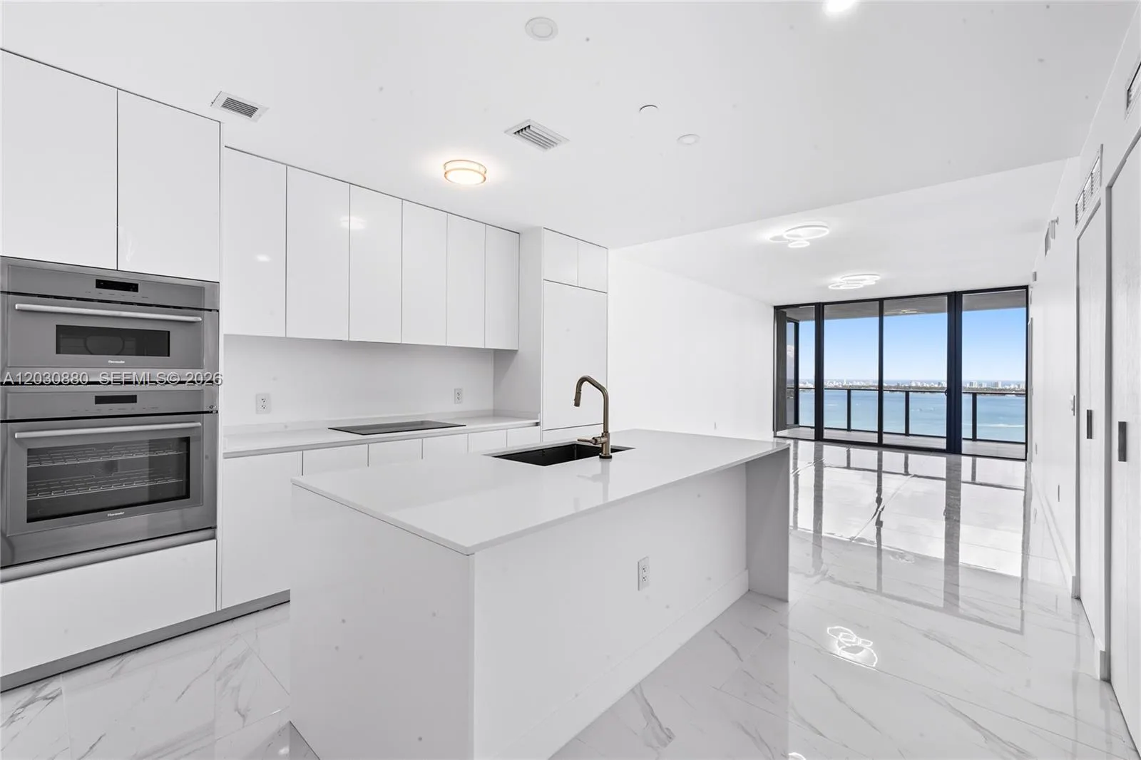 700 NE 24th St # 3502, Miami, FL 33137 photo 4