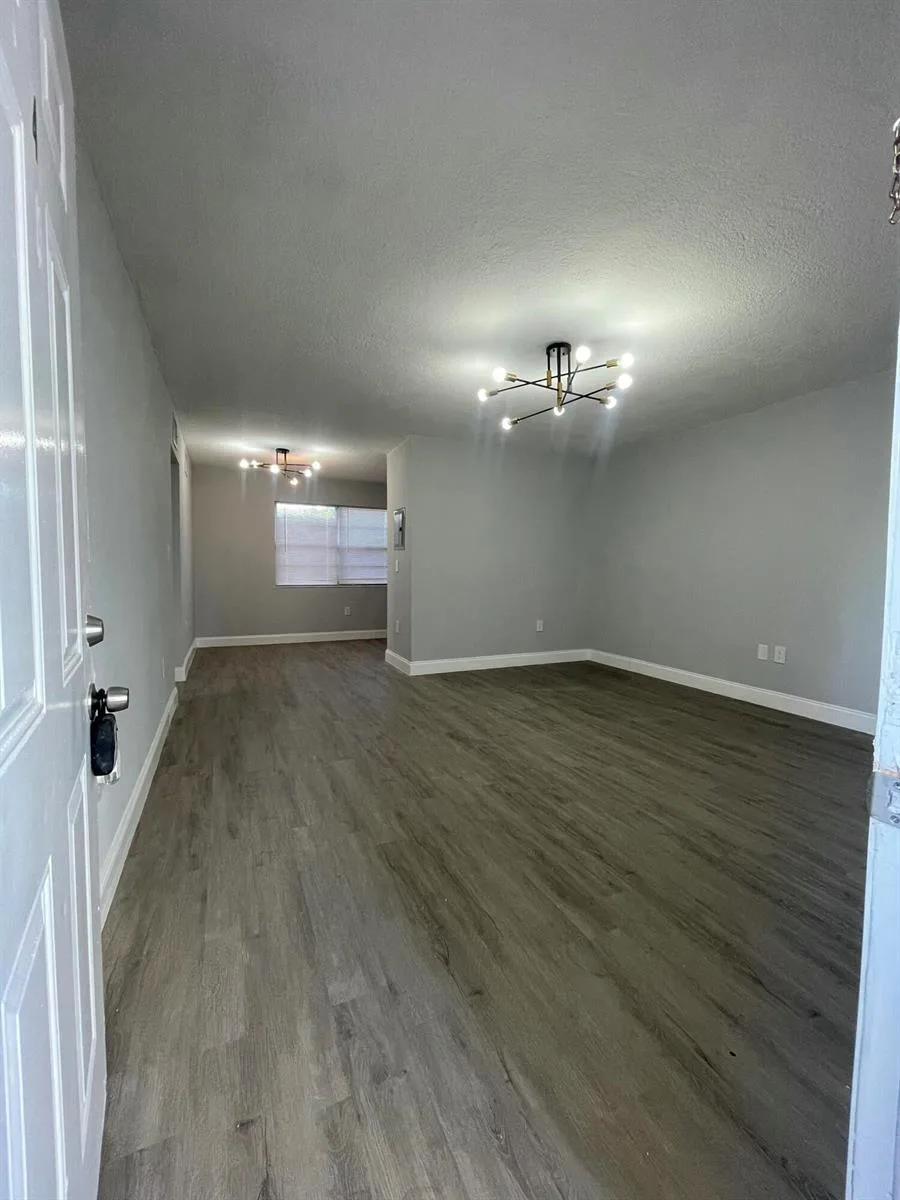 110 SE 7TH Street # 2, Hallandale Beach, FL 33009 photo 2