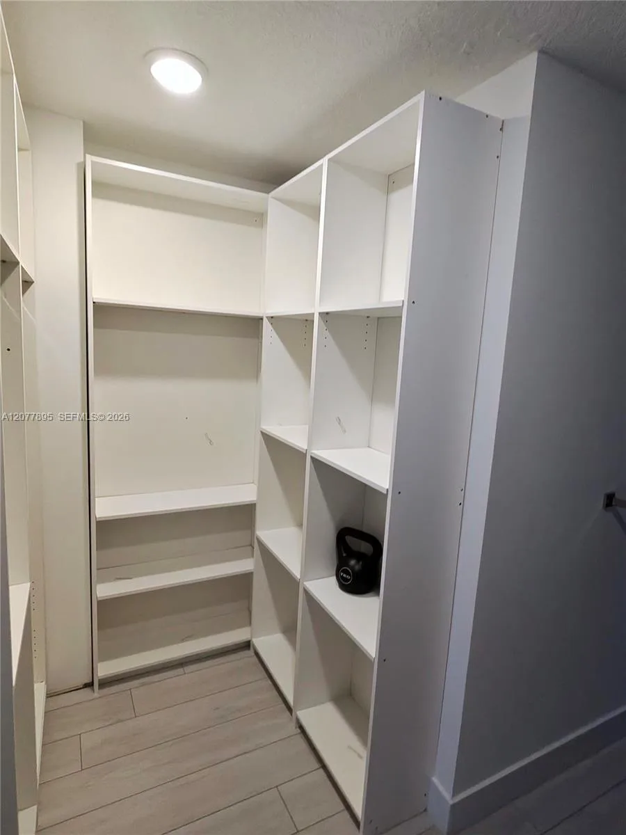 500 Bayview Dr # 1723, Sunny Isles Beach, FL 33160 photo 12