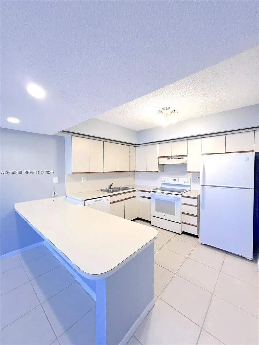 8888 SW 131st Ct # 205, Miami, FL 33186 photo 5