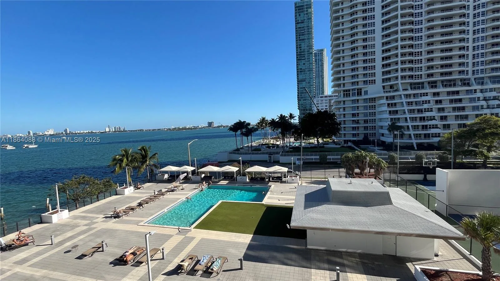 600 NE 36th St # 420, Miami, FL 33137