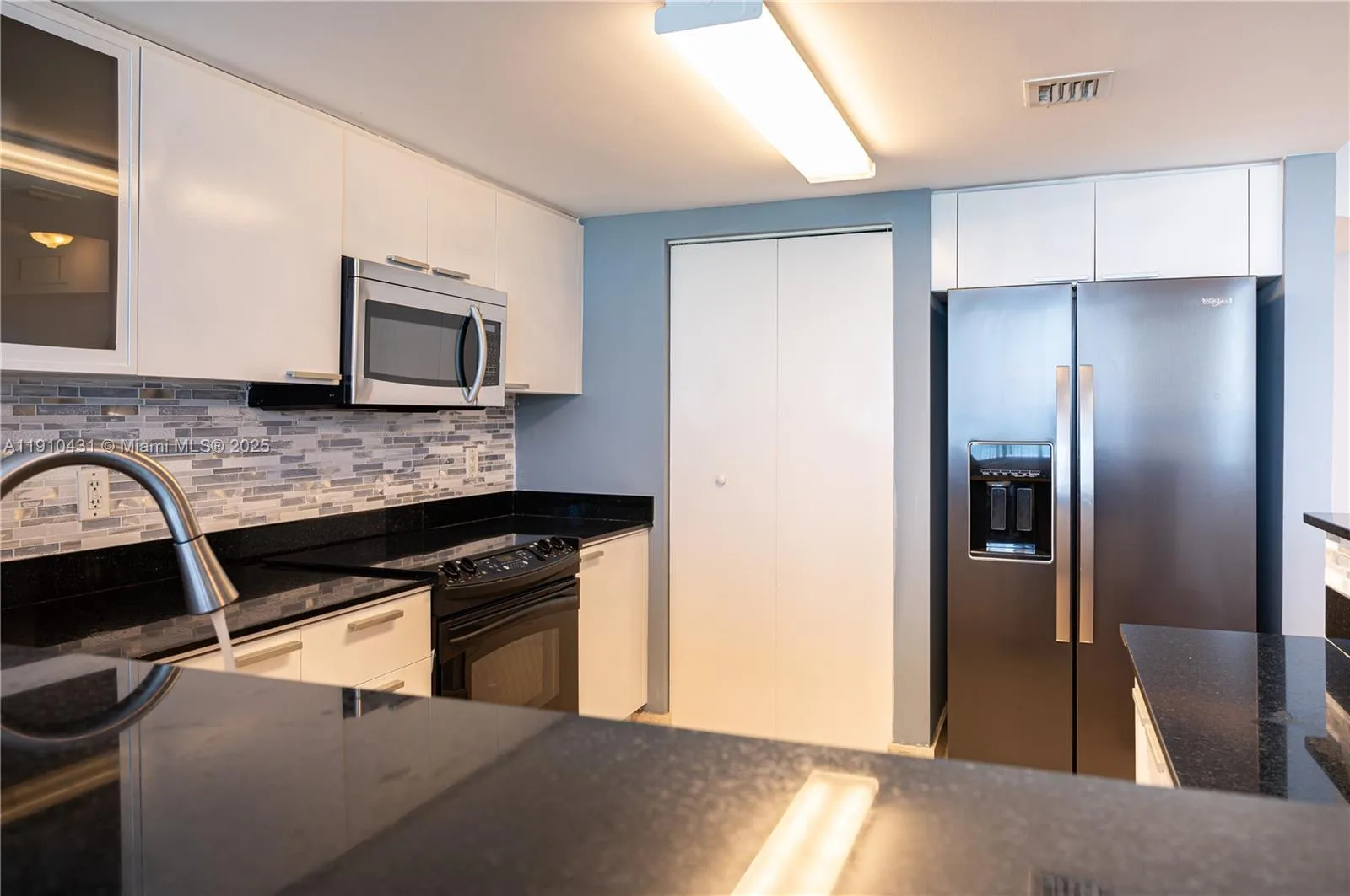 16699 Collins Ave # 601, Sunny Isles Beach, FL 33160 photo 13