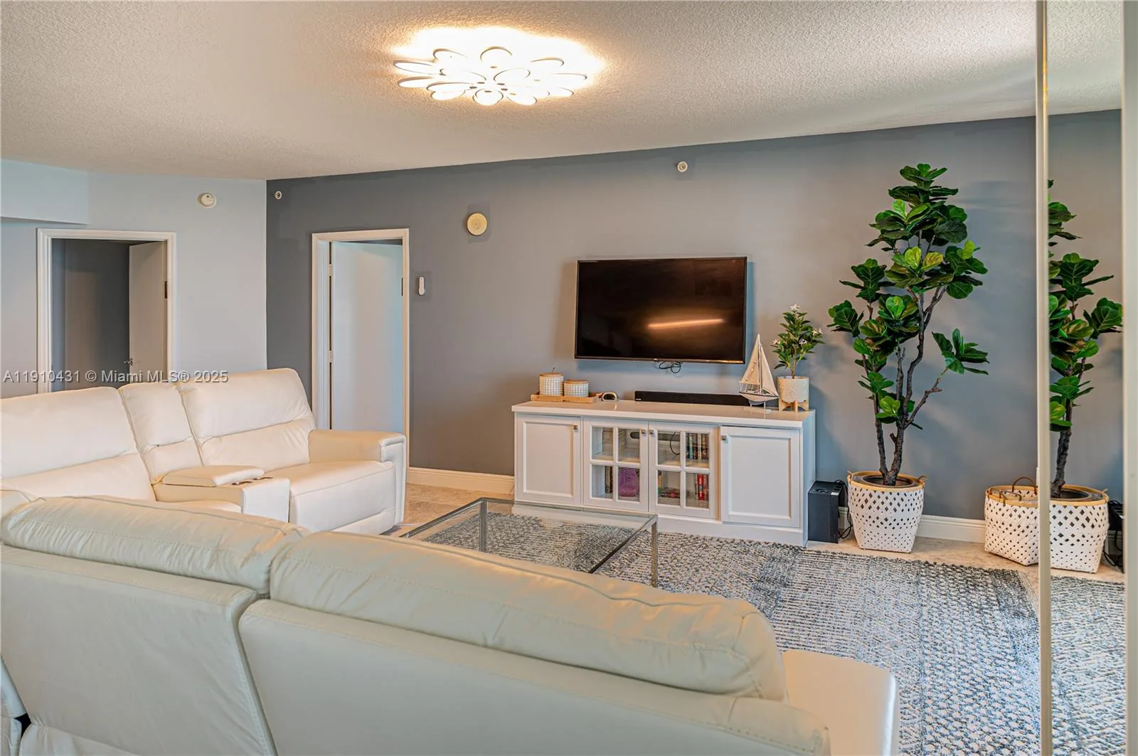 16699 Collins Ave # 601, Sunny Isles Beach, FL 33160 photo 7