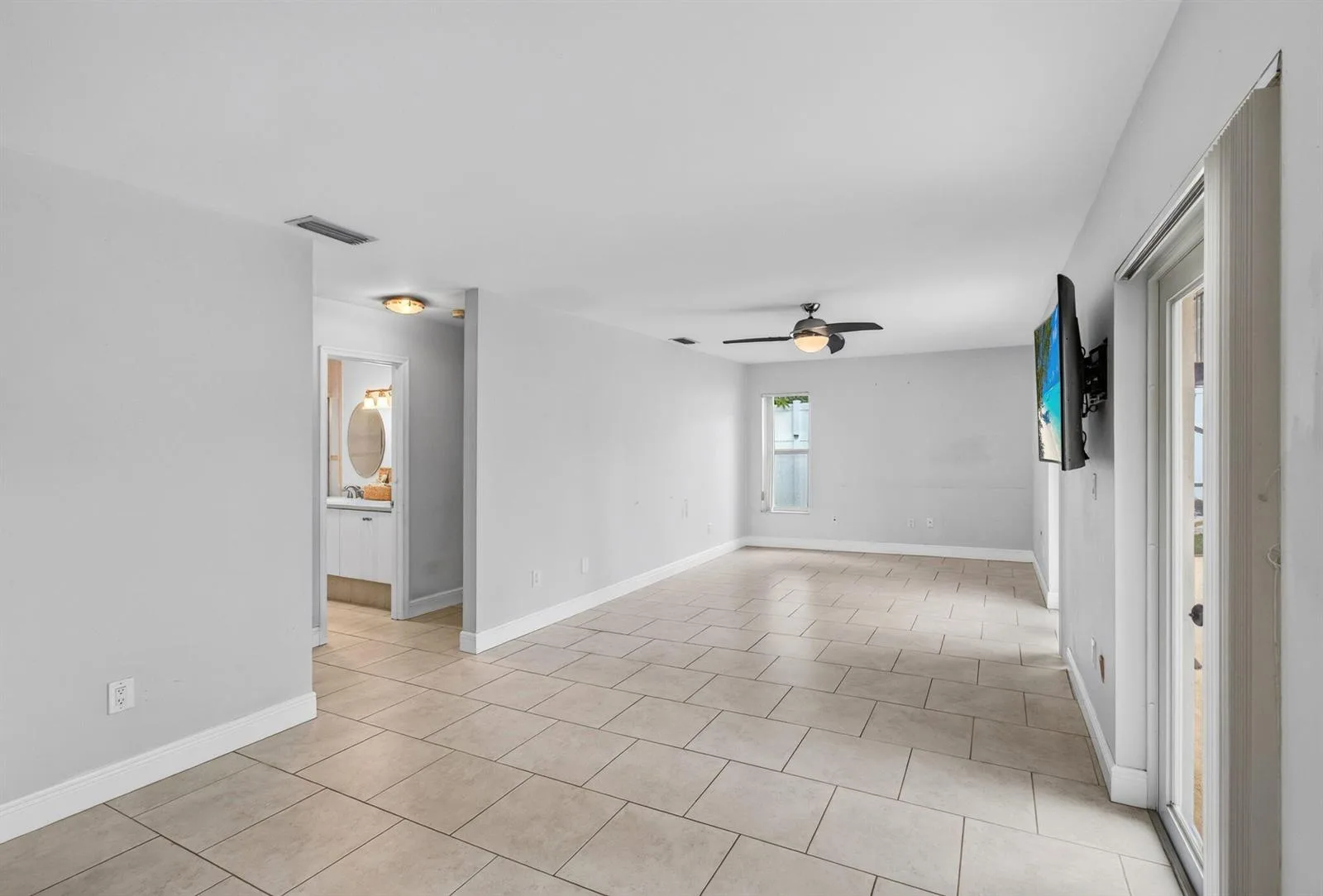 586 NW 45TH Way, Delray Beach, FL 33445 photo 11