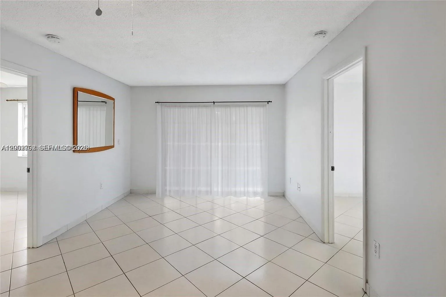 2600 Collins Ave # 405, Miami Beach, FL 33140 photo 4