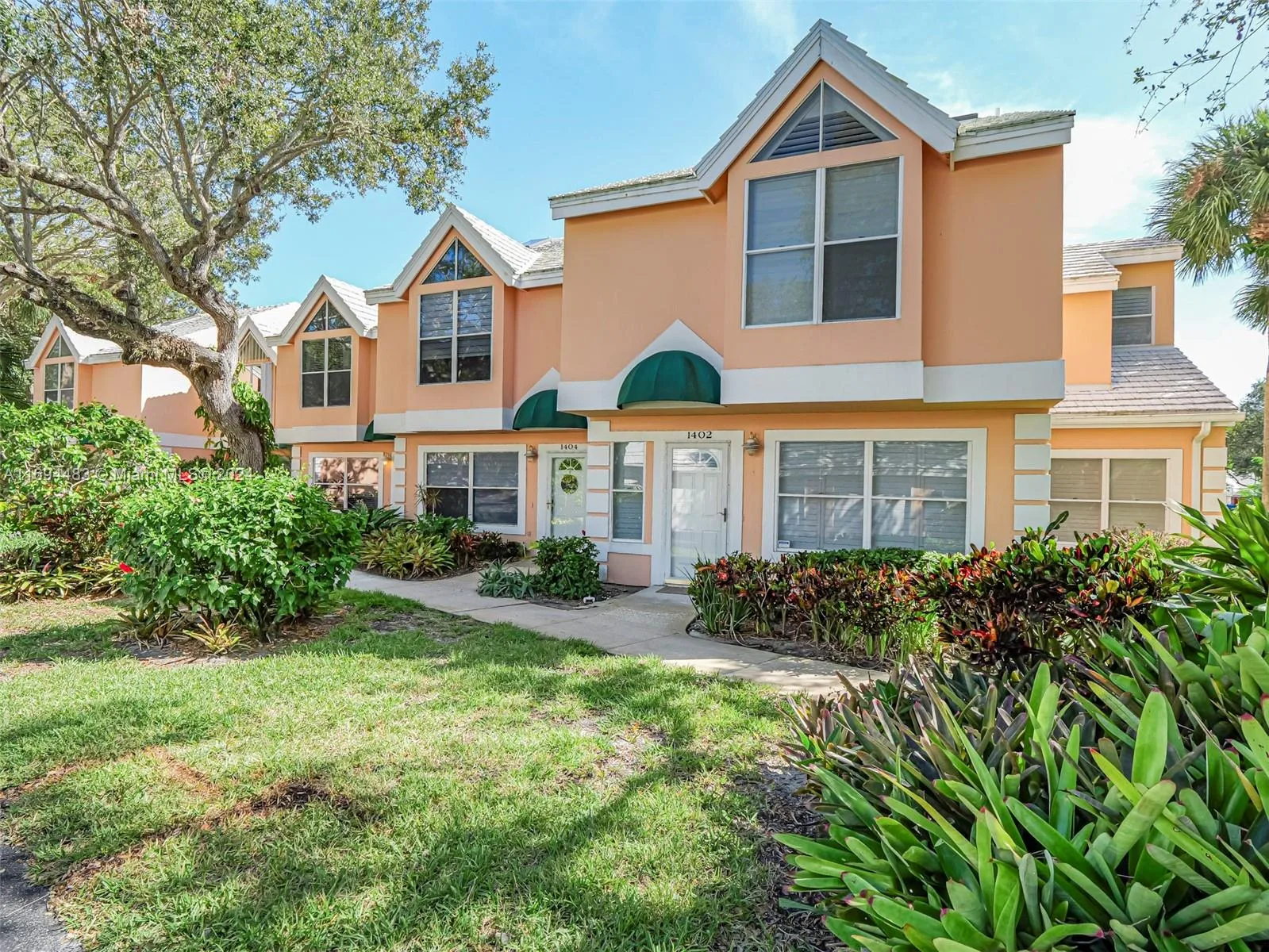 1406 Coral Oak Ln # 903, Vero Beach, FL 32963 photo 5
