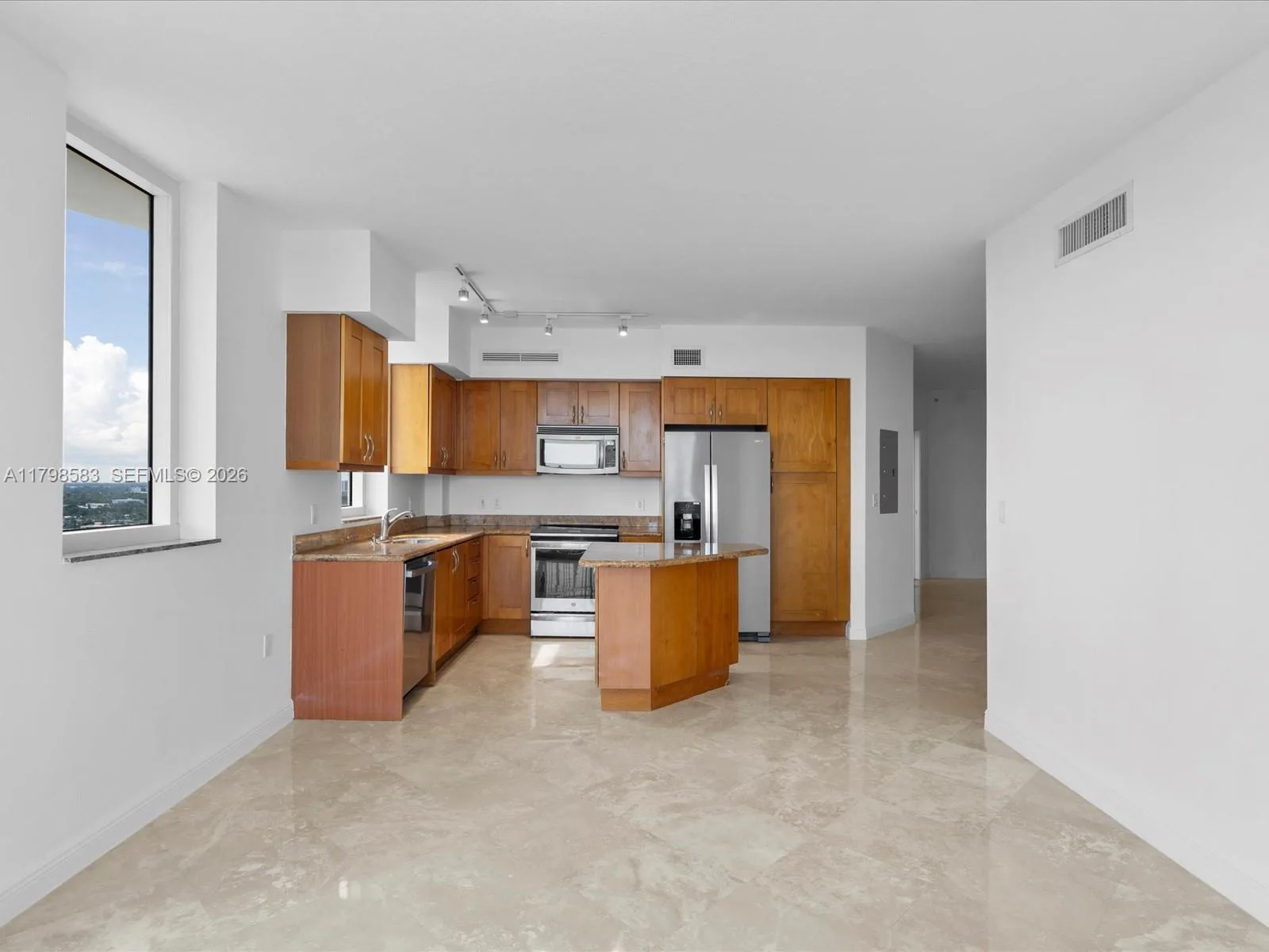 1745 E Hallandale Beach Blvd # 2007W, Hallandale Beach, FL 33009 photo 4