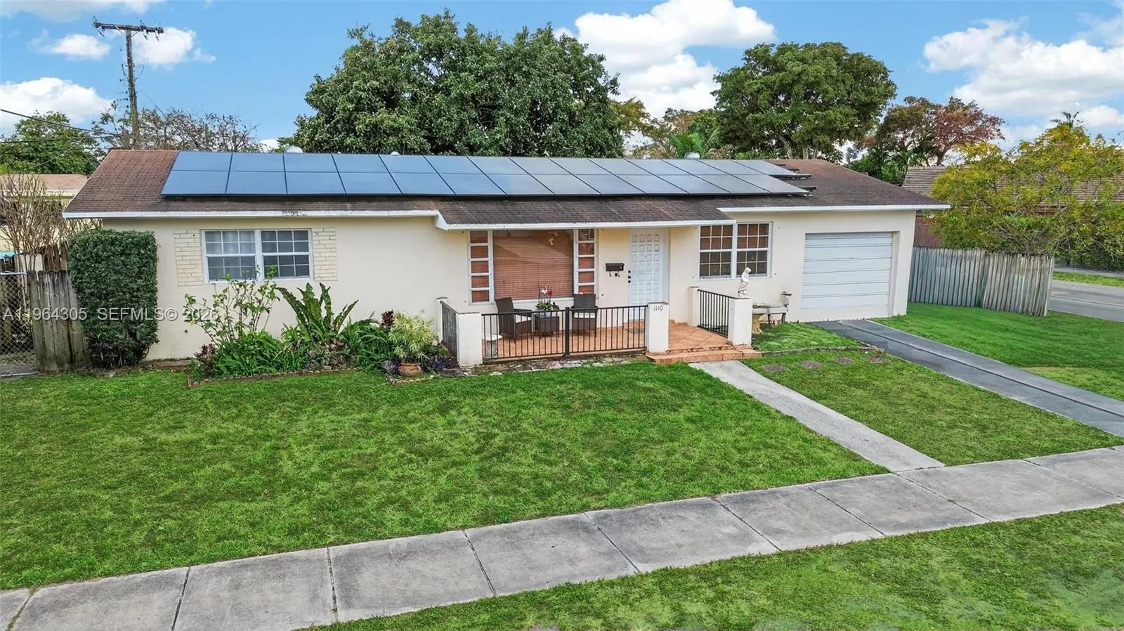 1110 NE 204th Ter, Miami, FL 33179 photo 2