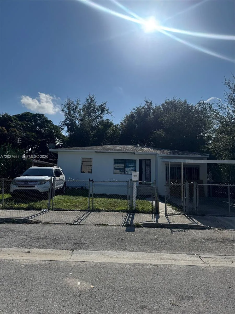 6800 NW 2 CT, Miami, FL 33150