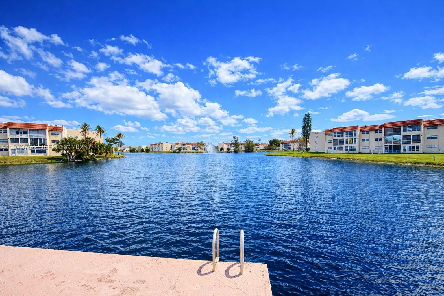 7891 N Sunrise Lakes Dr # 310, Sunrise, FL 33322