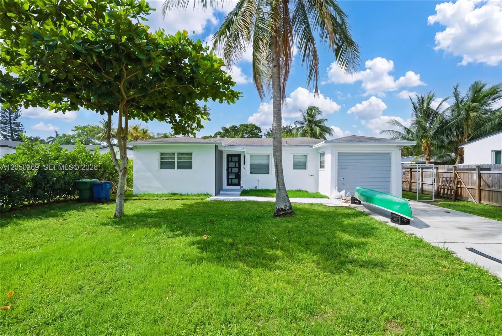 641 SW 6th St, Hallandale Beach, FL 33009