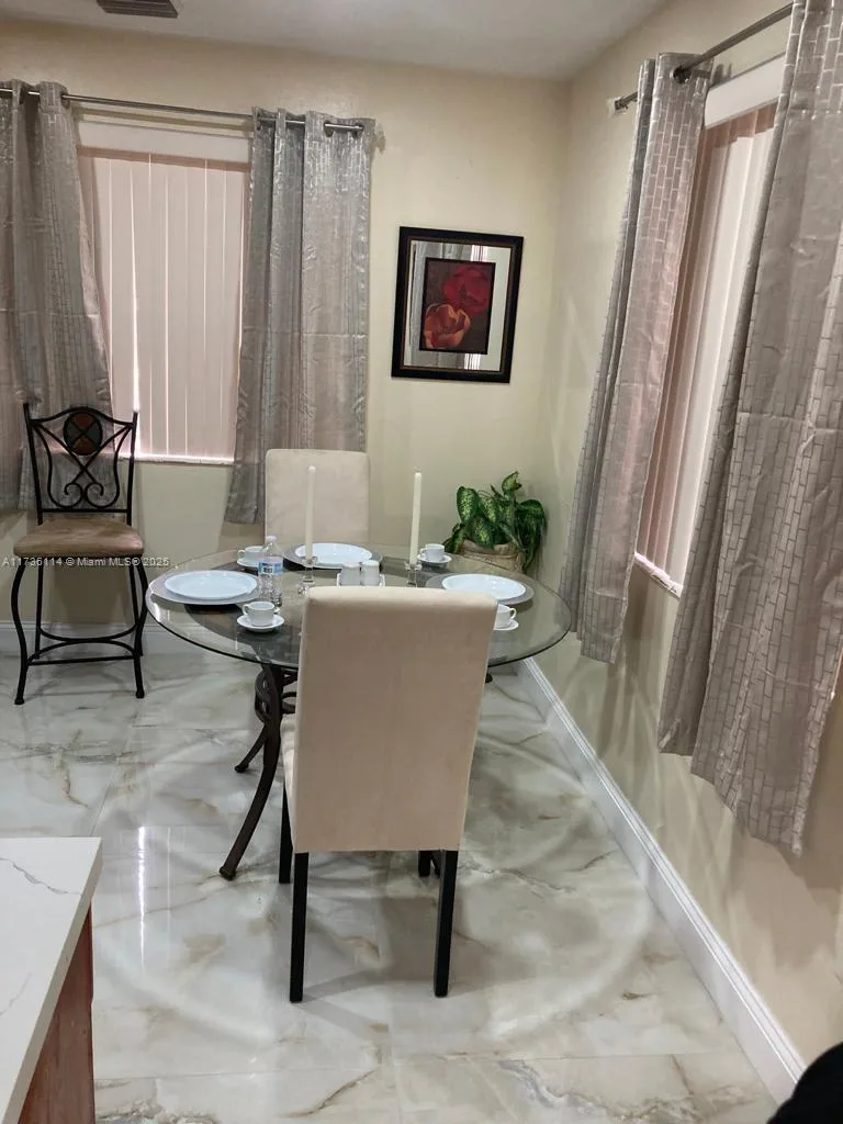 457 NE 140th St # 1, North Miami, FL 33161 photo 3