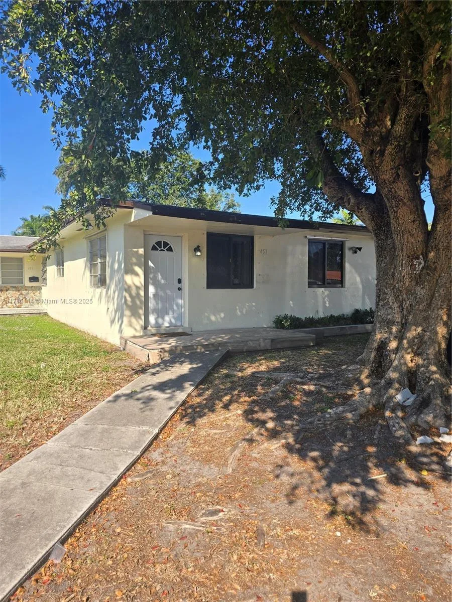 457 NE 140th St # 1, North Miami, FL 33161 photo 5