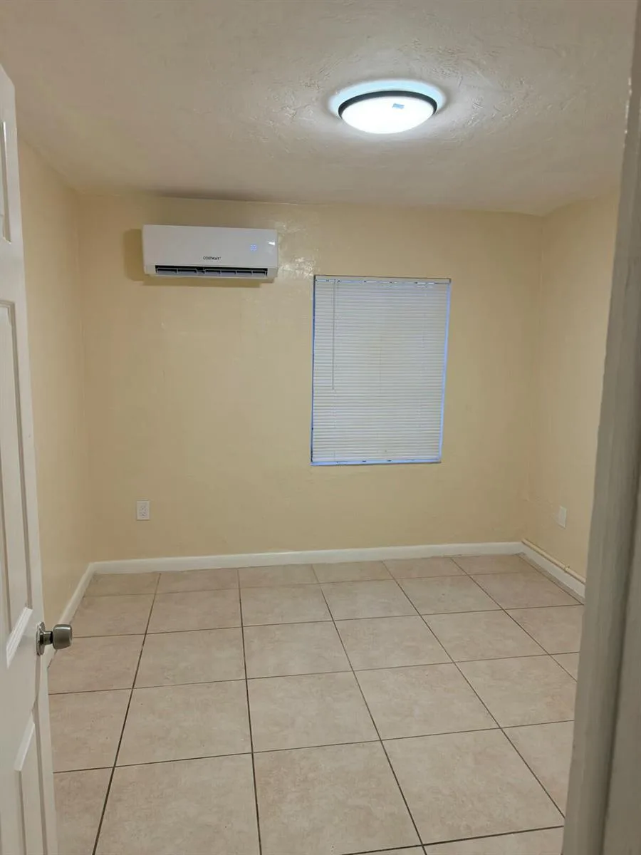 1135 SHARAZAD Boulevard # 35, Opa-Locka, FL 33054 photo 11