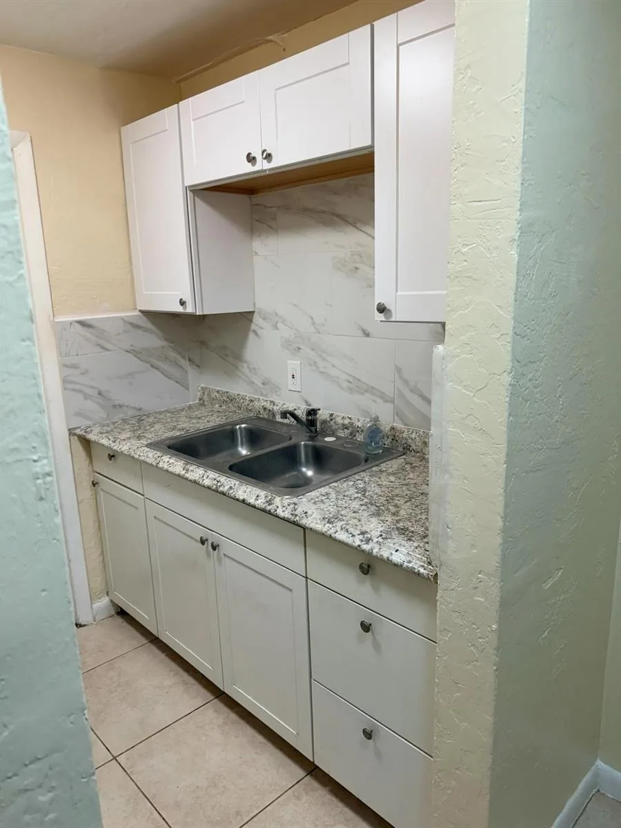 1135 SHARAZAD Boulevard # 35, Opa-Locka, FL 33054 photo 7