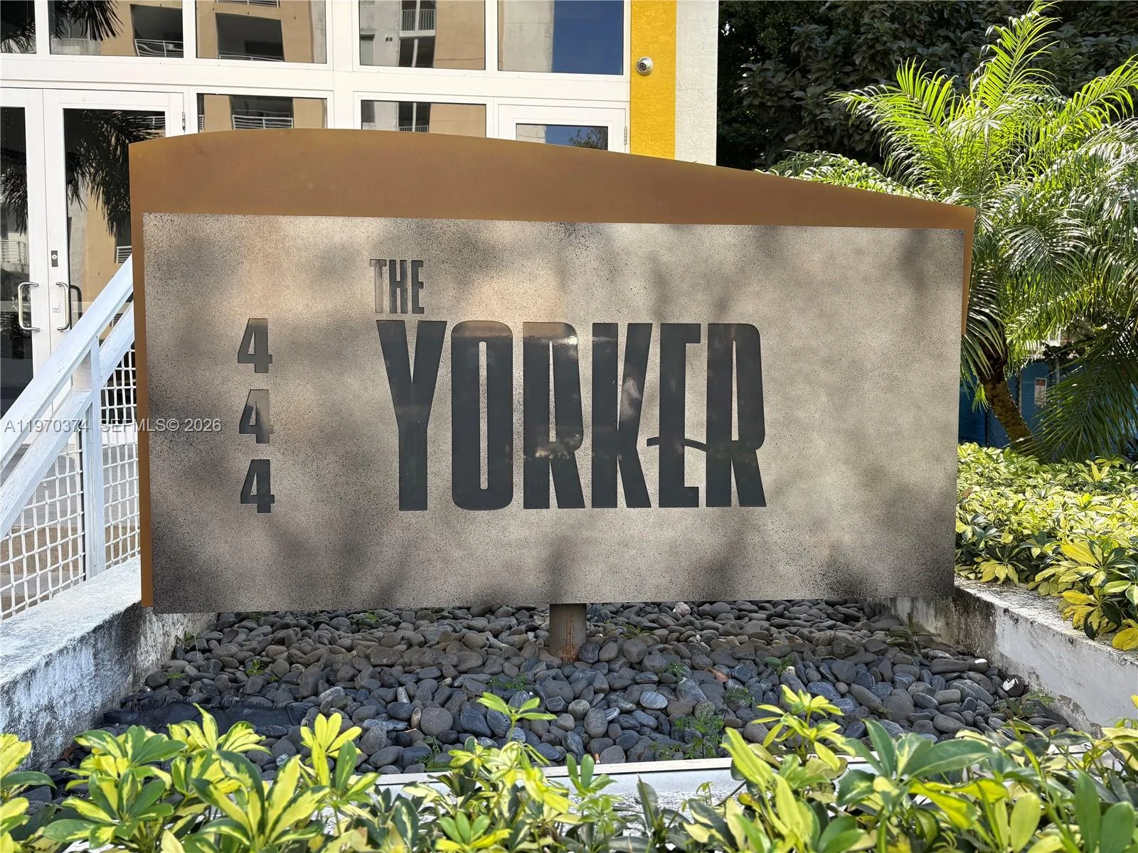 444 NE 30th St # 906, Miami, FL 33137