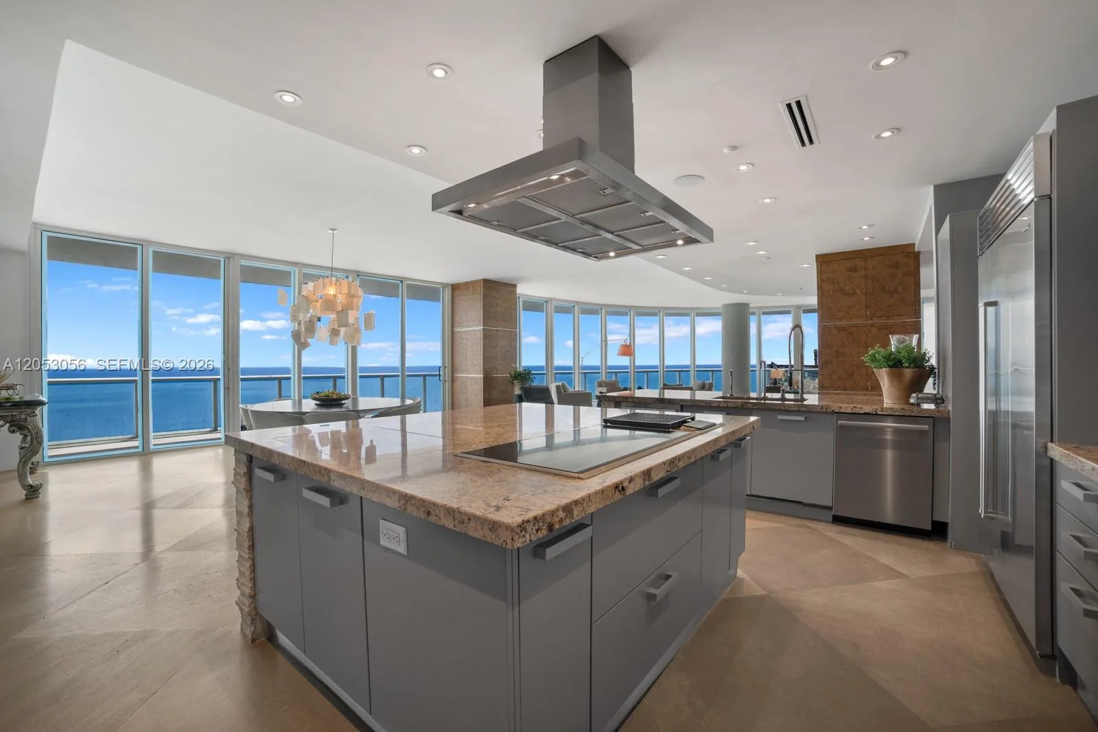 100 S Pointe Dr # 2905, Miami Beach, FL 33139 photo 12