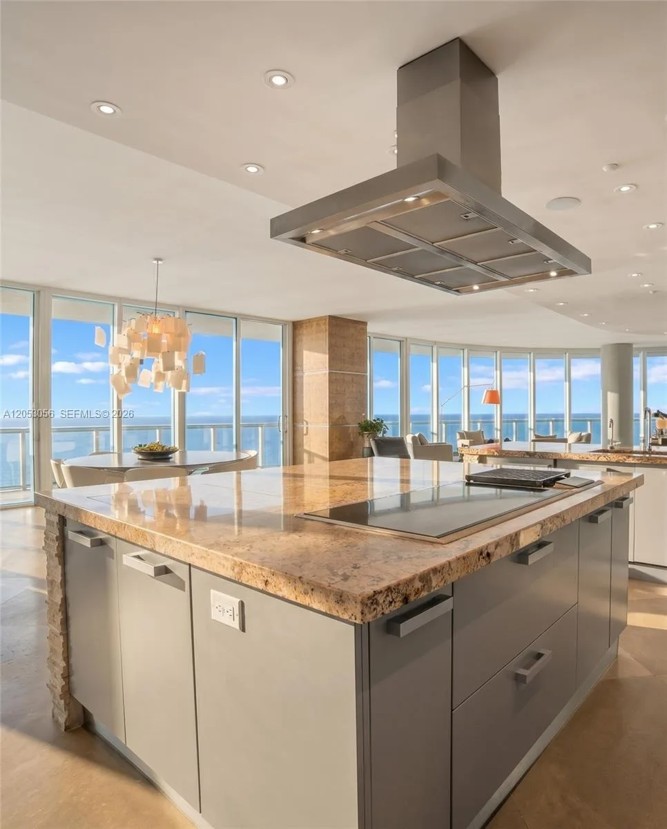 100 S Pointe Dr # 2905, Miami Beach, FL 33139 photo 13