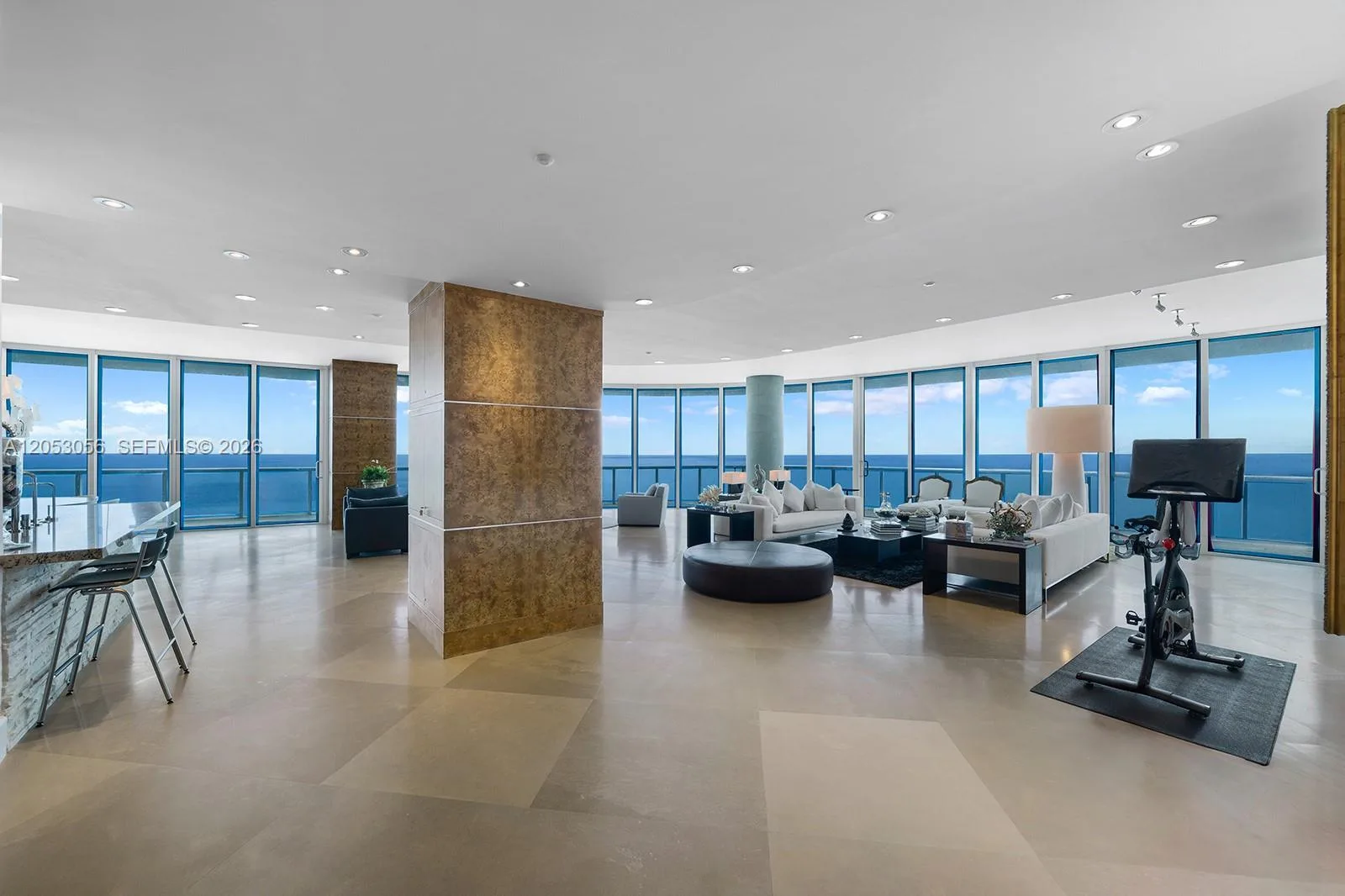 100 S Pointe Dr # 2905, Miami Beach, FL 33139 photo 6