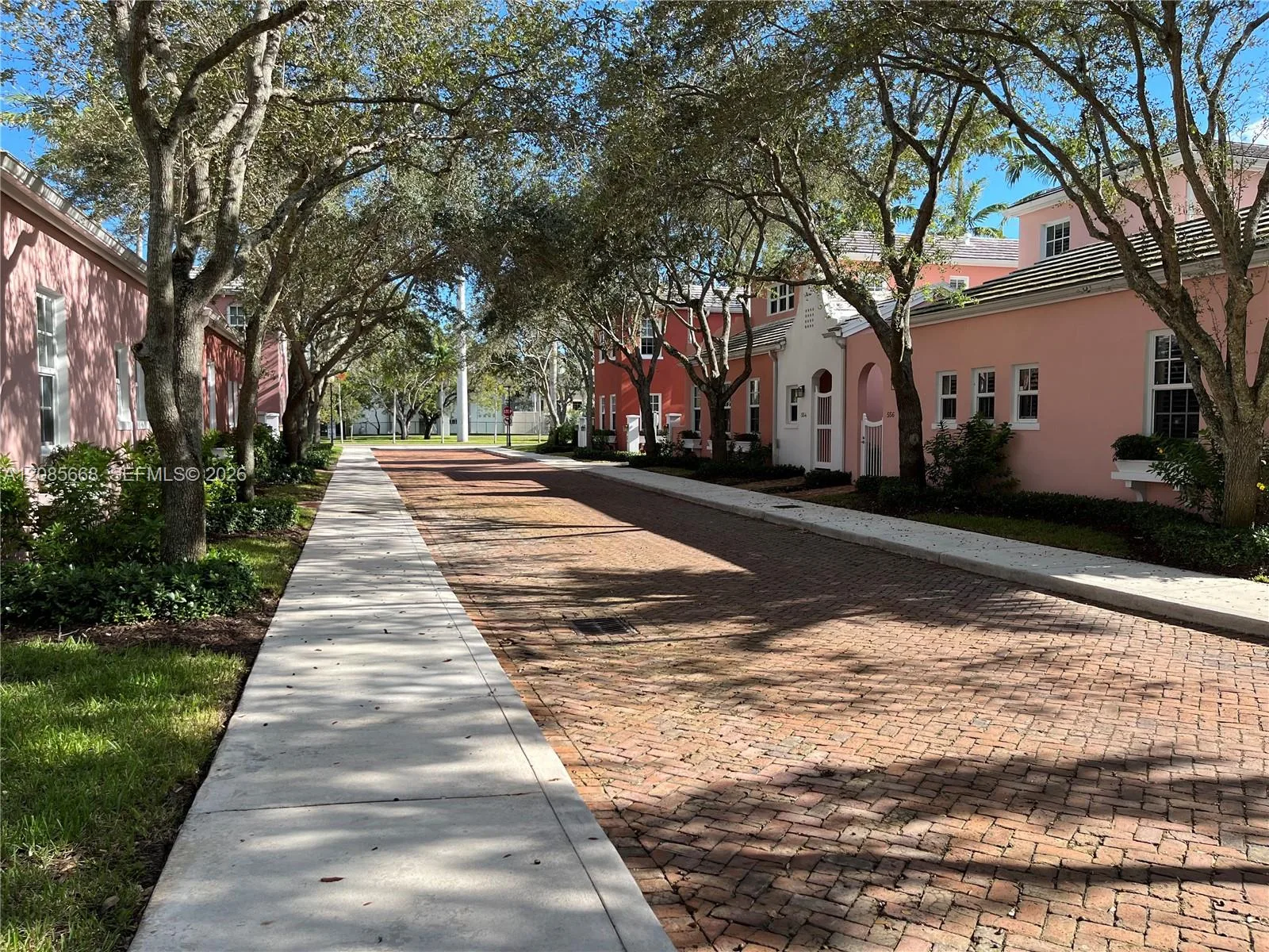 570 Loretto Ave # 10, Coral Gables, FL 33146