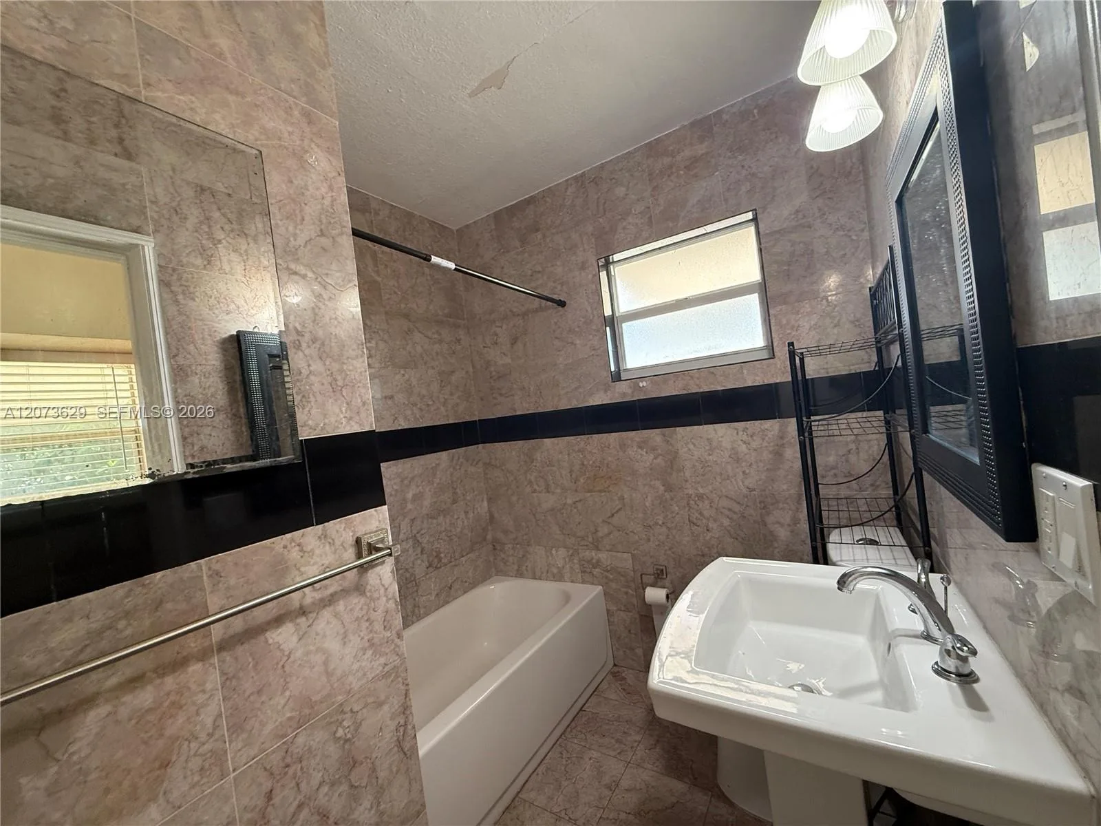 326 NE 6th St # 3, Hallandale Beach, FL 33009 photo 10