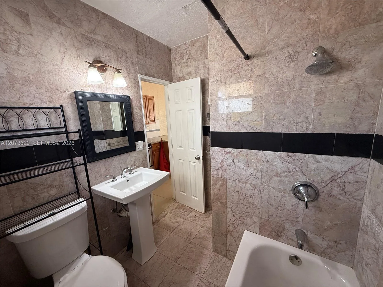 326 NE 6th St # 3, Hallandale Beach, FL 33009 photo 12