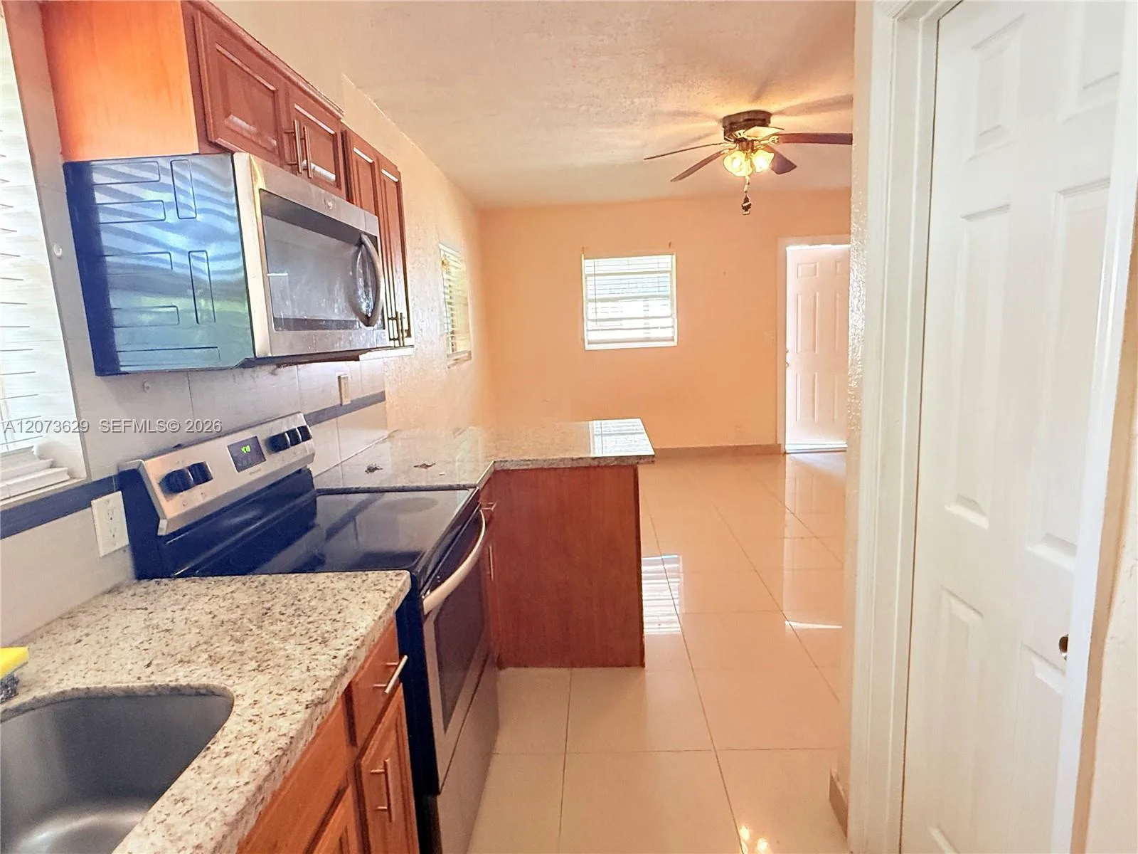 326 NE 6th St # 3, Hallandale Beach, FL 33009 photo 7