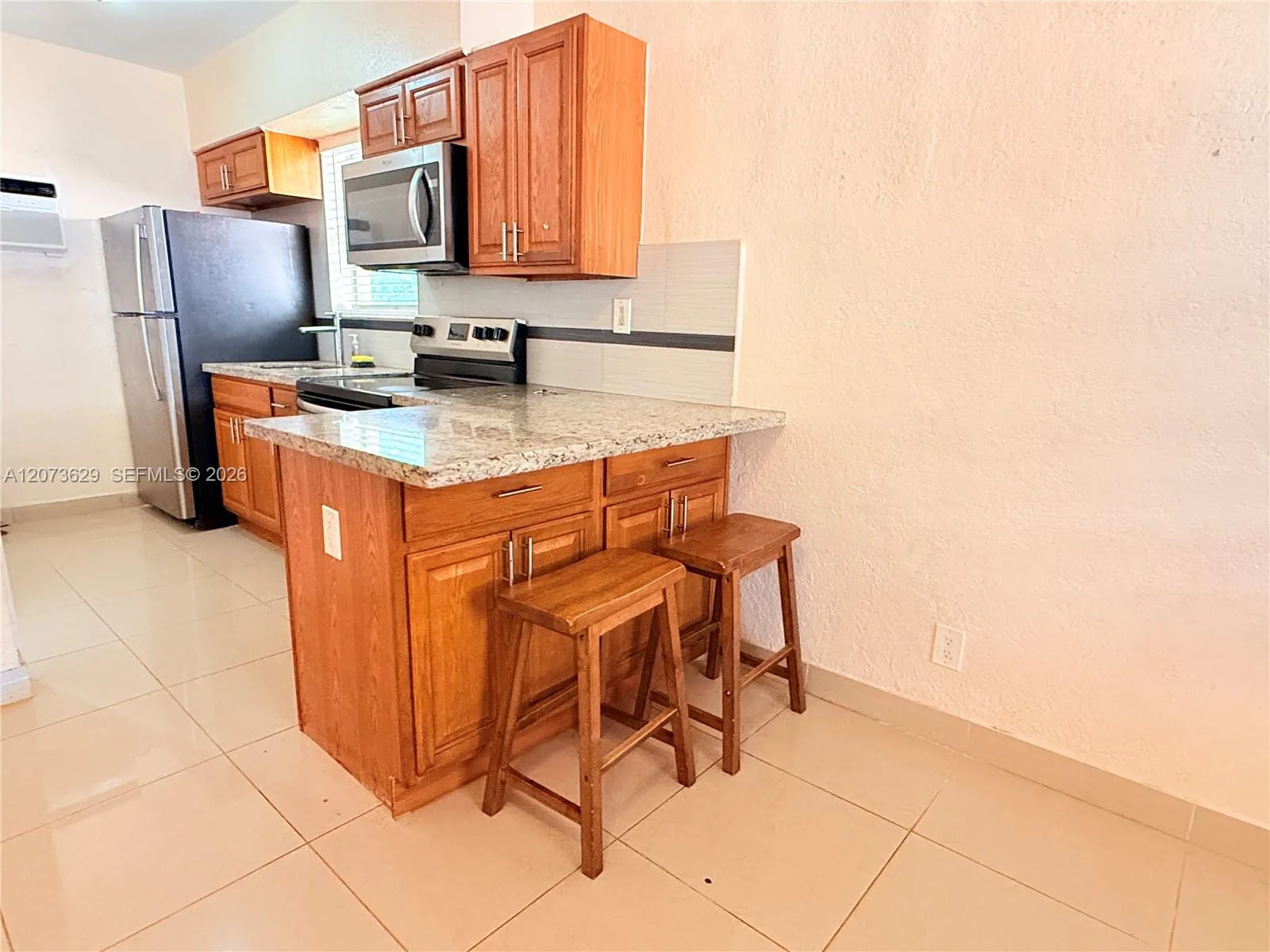 326 NE 6th St # 3, Hallandale Beach, FL 33009 photo 9