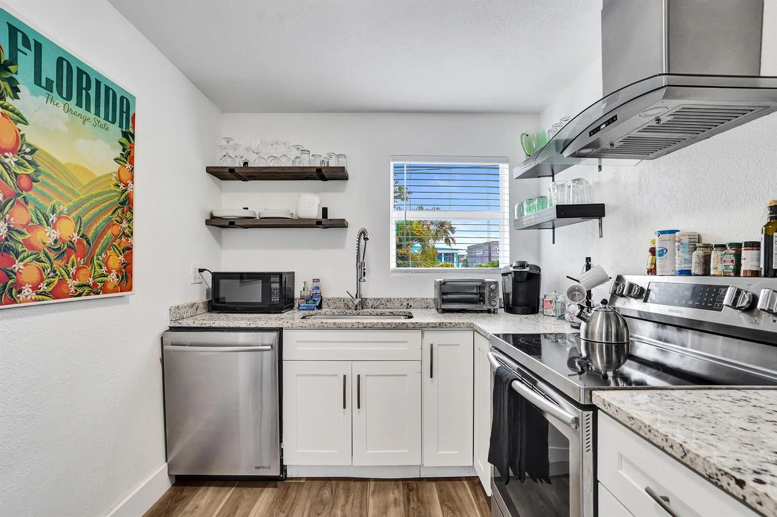 311 SE 3rd Avenue # Upstairs, Delray Beach, FL 33483 photo 11