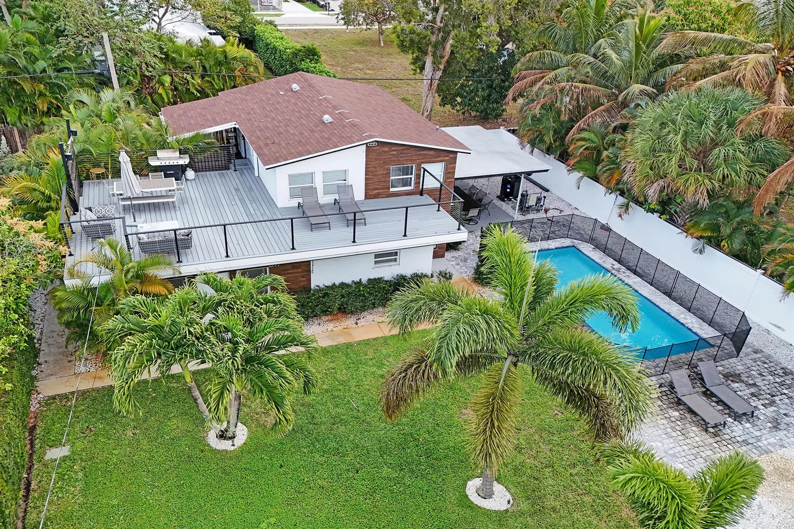 311 SE 3rd Avenue # Upstairs, Delray Beach, FL 33483 photo 6