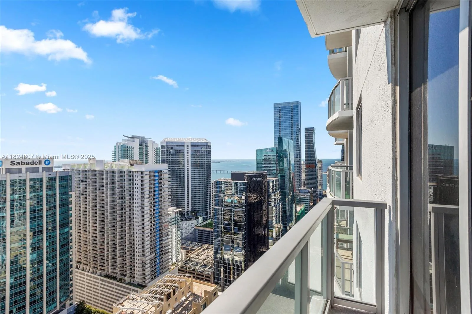 1060 Brickell Ave # 4001, Miami, FL 33131 photo 2