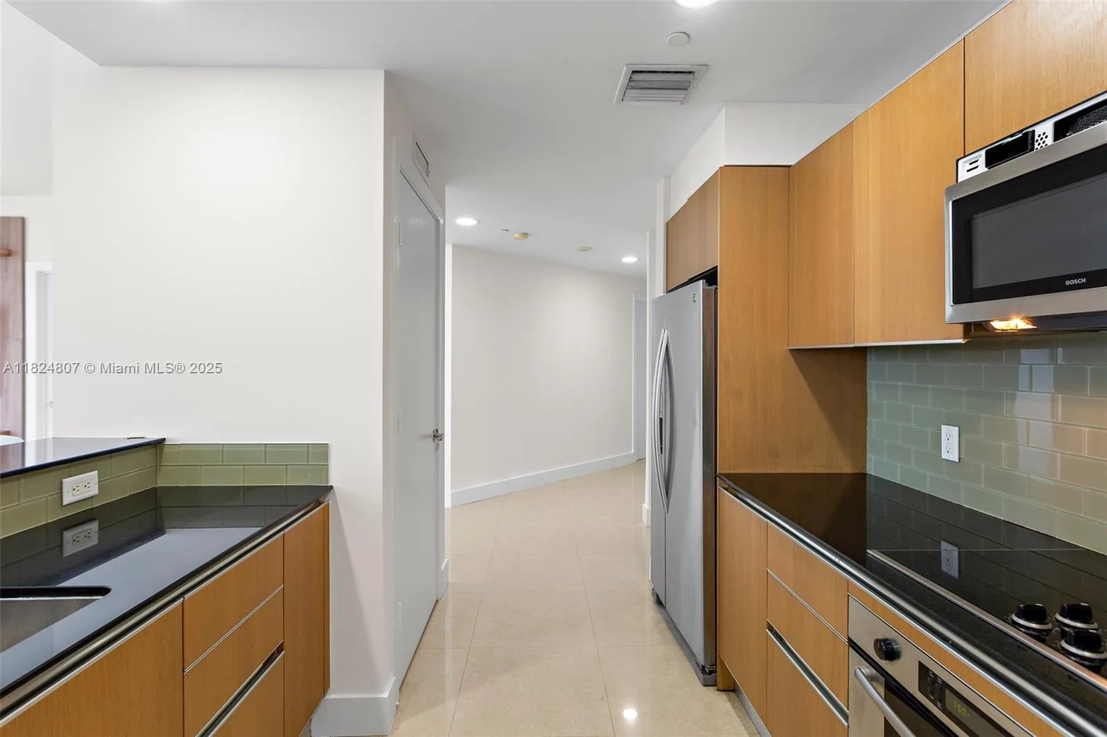 1060 Brickell Ave # 4001, Miami, FL 33131 photo 7