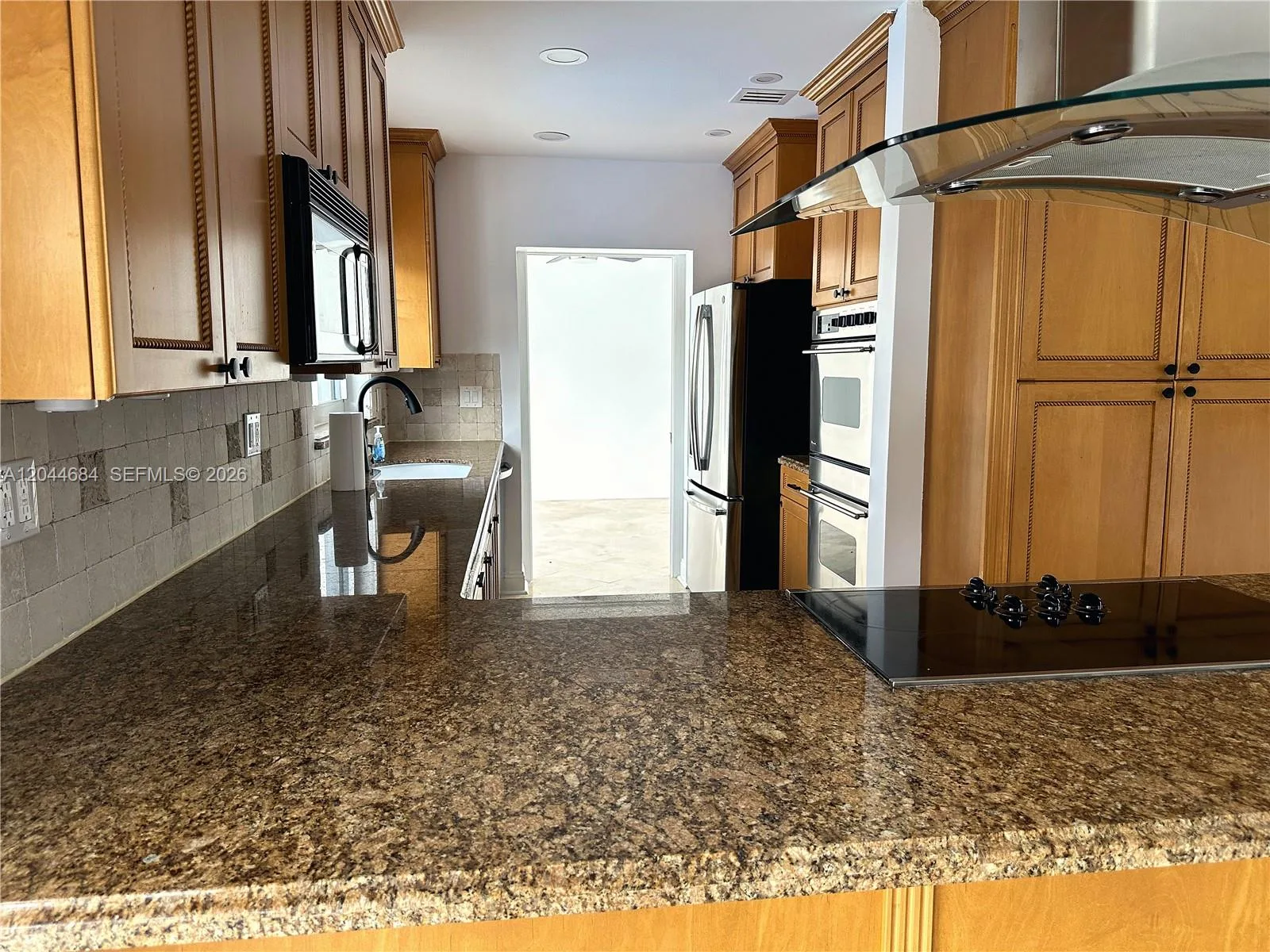 2445 SE 8th St, Pompano Beach, FL 33062 photo 12