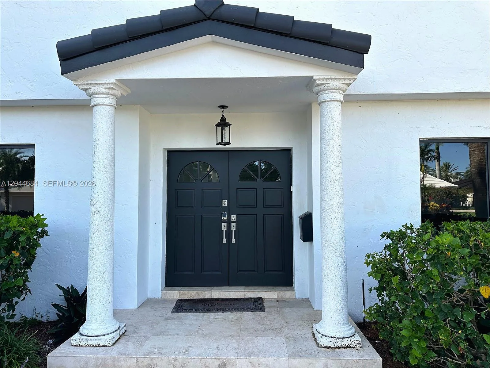 2445 SE 8th St, Pompano Beach, FL 33062 photo 3