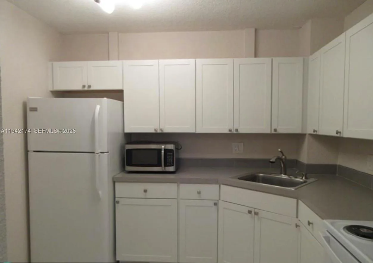 10751 Royal Palm Blvd # 17, Coral Springs, FL 33065 photo 3