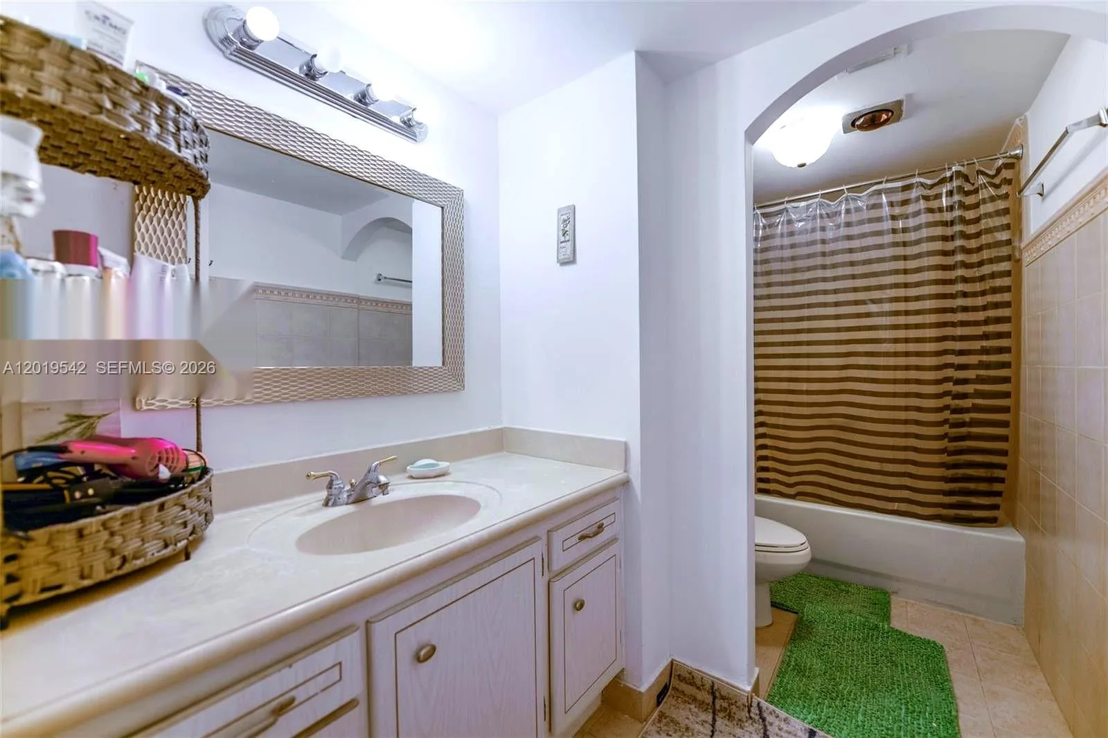 18051 Biscayne Blvd # 1102, Aventura, FL 33160 photo 10