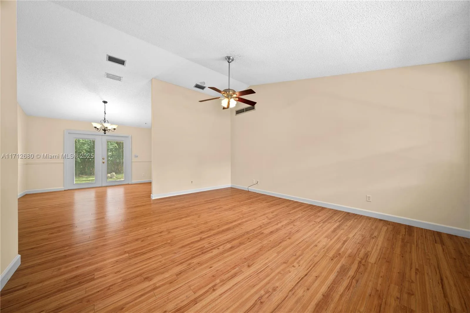 2885 NE 39TH ST, Ocala, FL 34479 photo 3