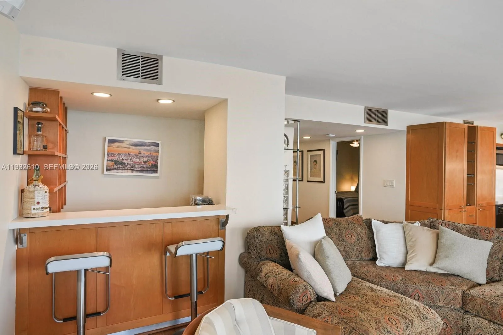 6423 Collins Ave # 1005, Miami Beach, FL 33141 photo 9