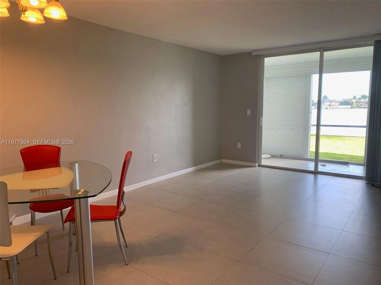 3010 Marcos Dr # R105, Aventura, FL 33160