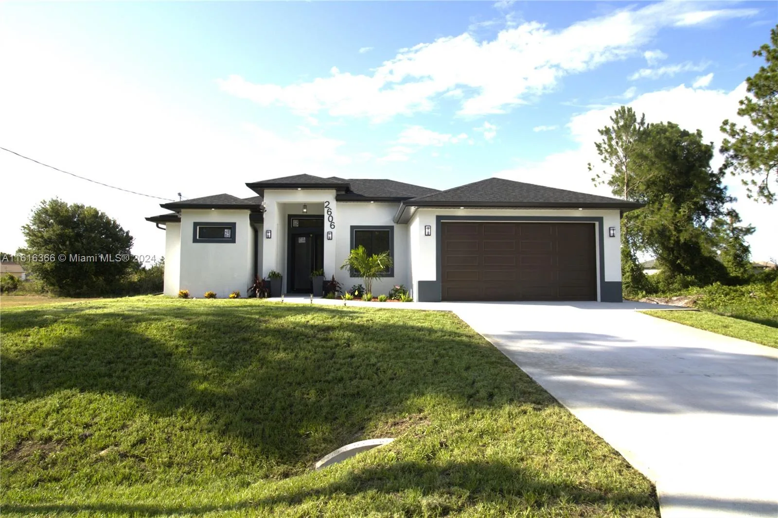 2606 45th st W, Lehigh Acres, FL 33971