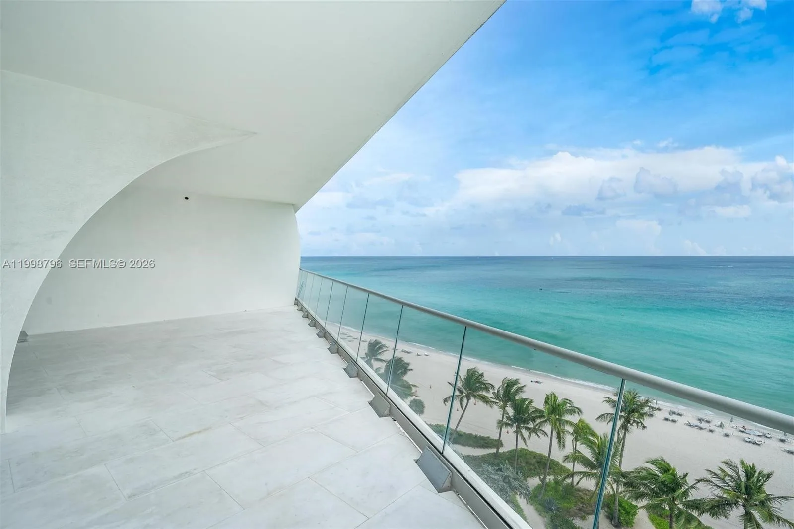 16901 Collins Ave # 903, Sunny Isles Beach, FL 33160