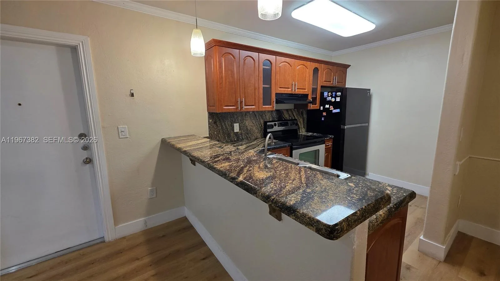 7829 Miller Dr # B104, Miami, FL 33155