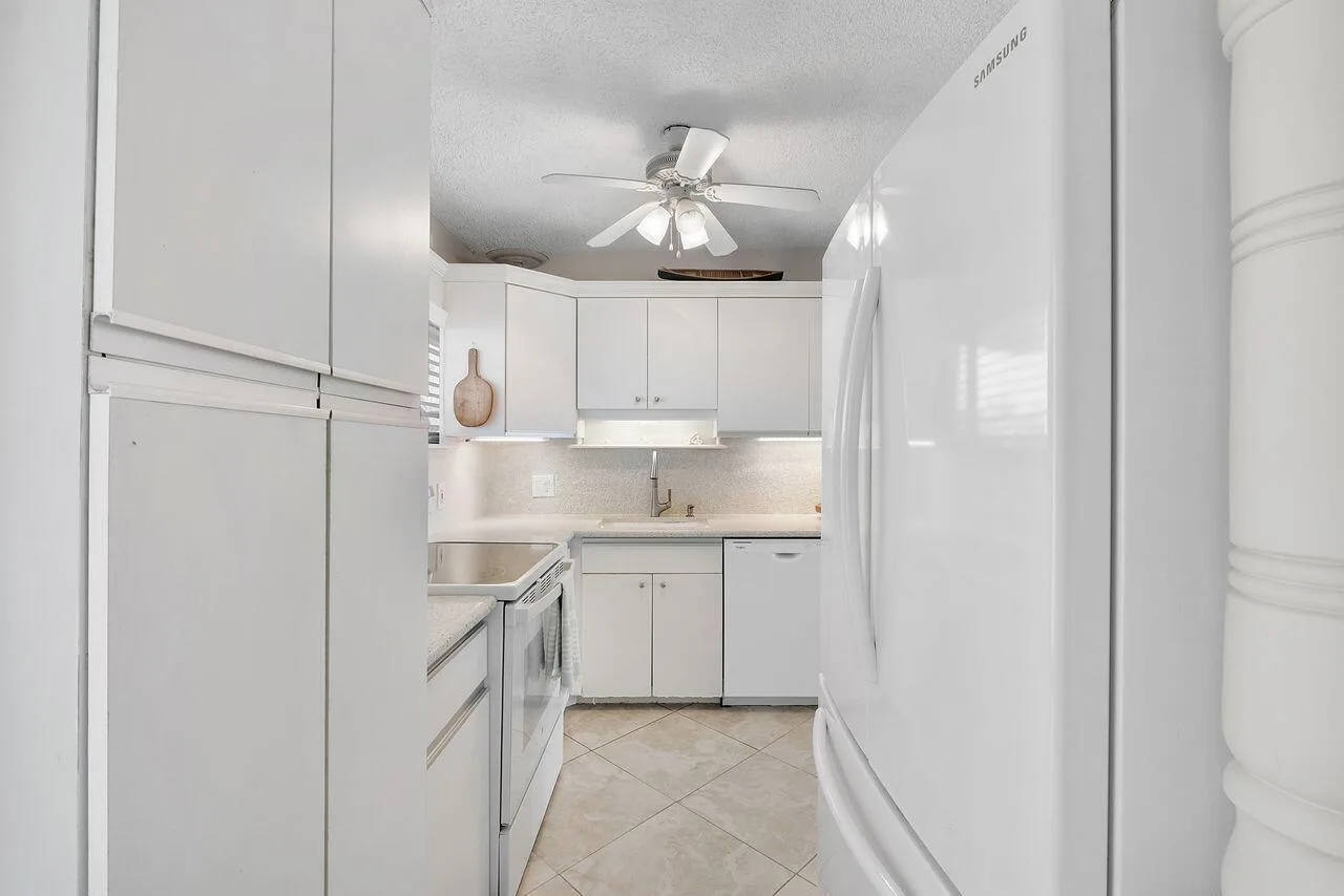500 SE 21st Avenue # 304, Deerfield Beach, FL 33441 photo 10