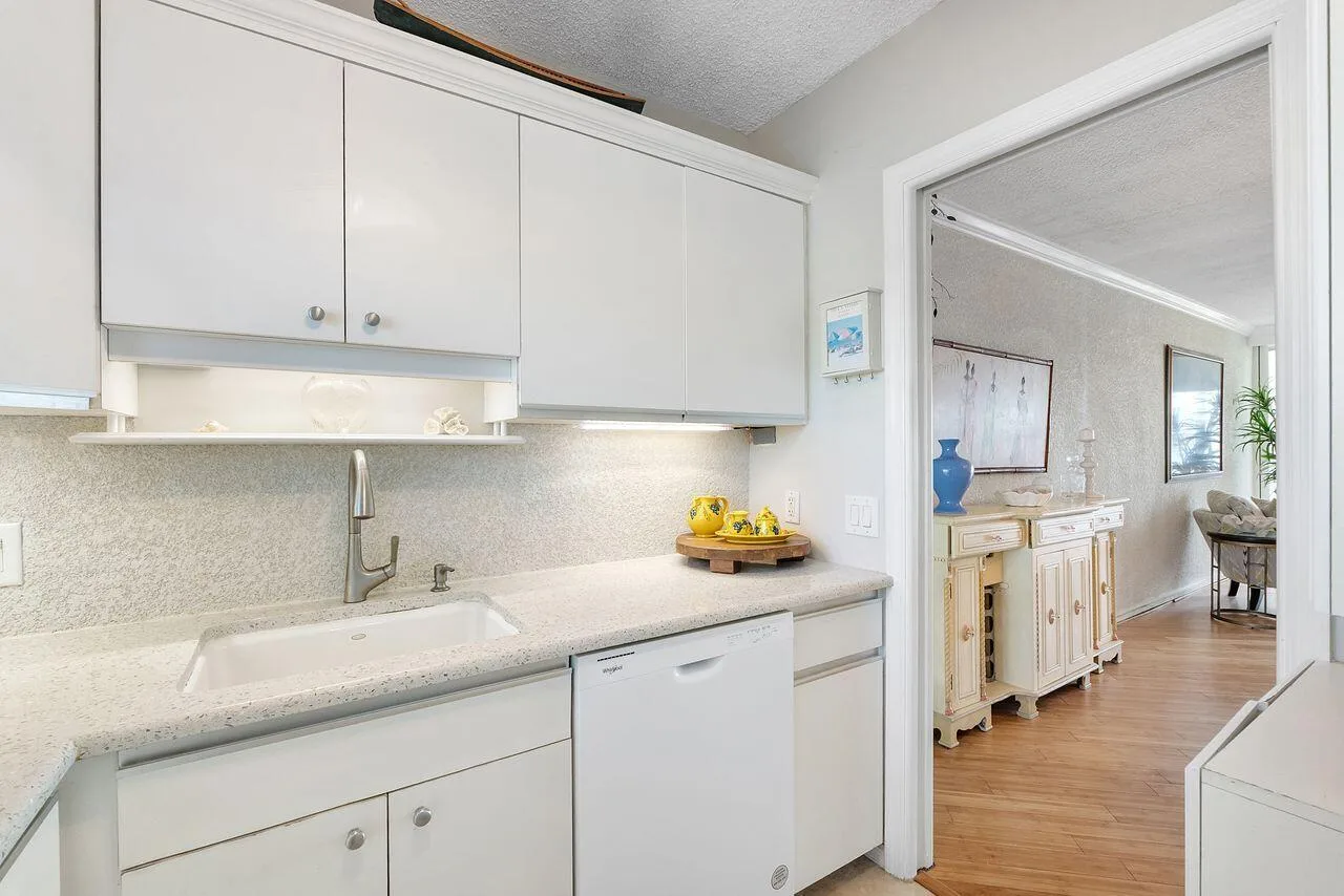 500 SE 21st Avenue # 304, Deerfield Beach, FL 33441 photo 8