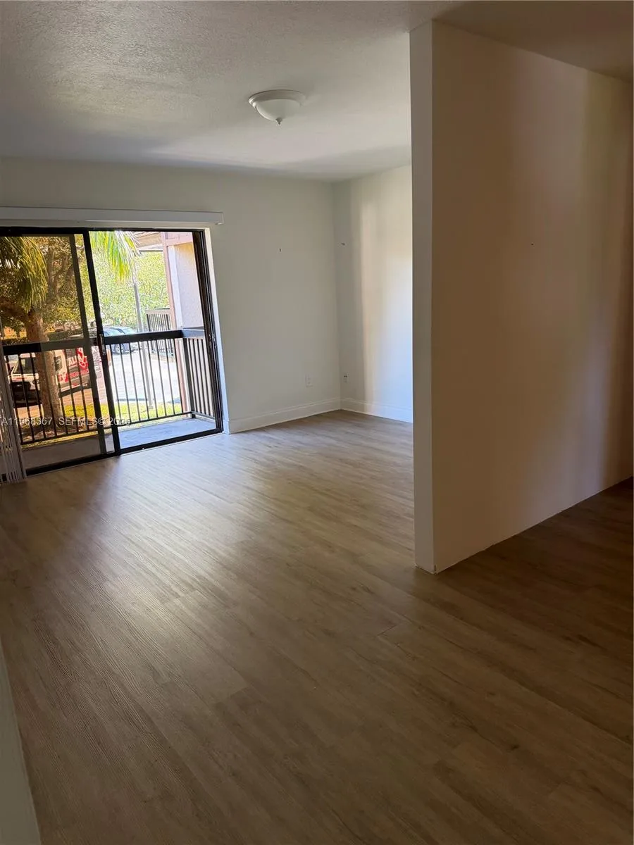 7925 SW 86th St # 923, Miami, FL 33143 photo 3