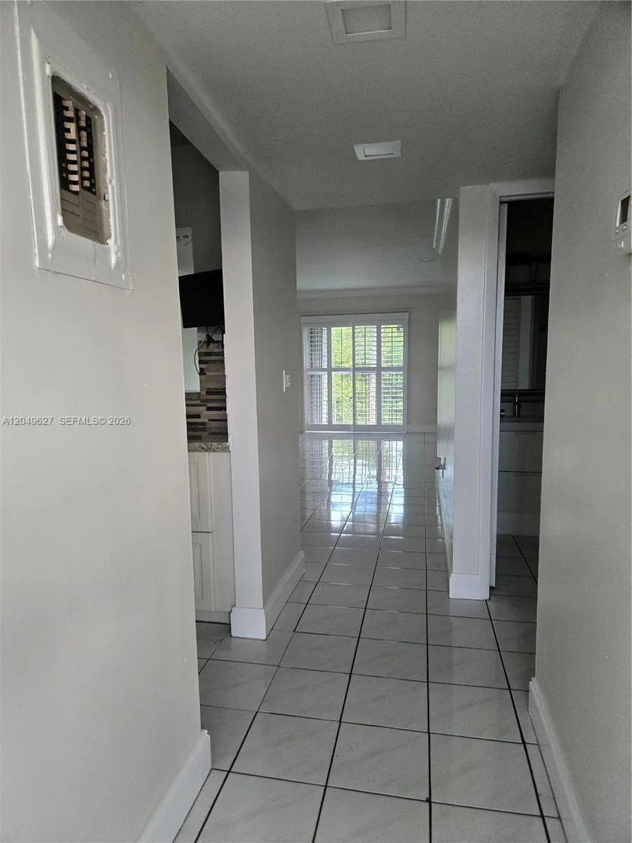 7670 sw 152 AV. # 204, Kendall, FL 33193