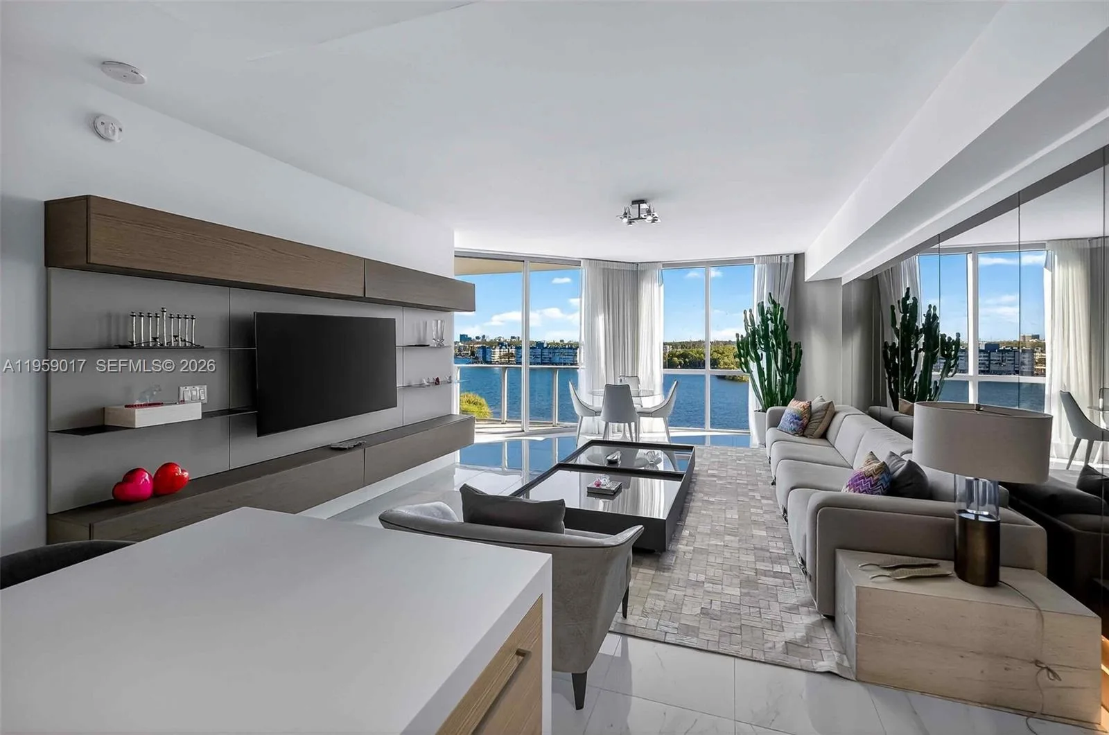 17111 Biscayne Blvd # 706, North Miami Beach, FL 33160 photo 8