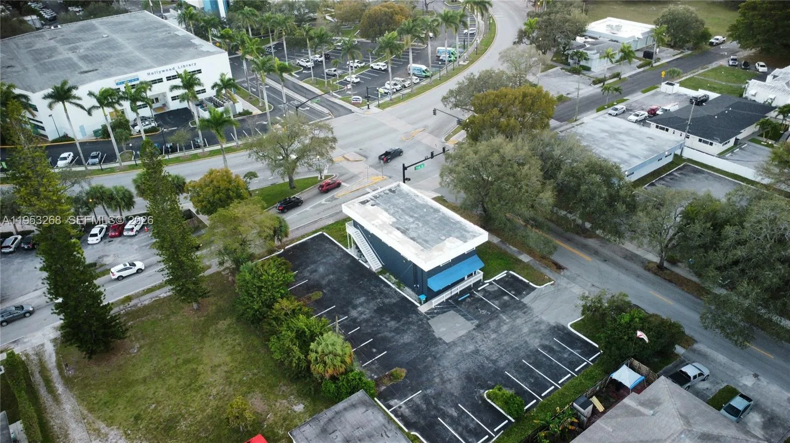 2555 Polk St, Hollywood, FL 33020 photo 4
